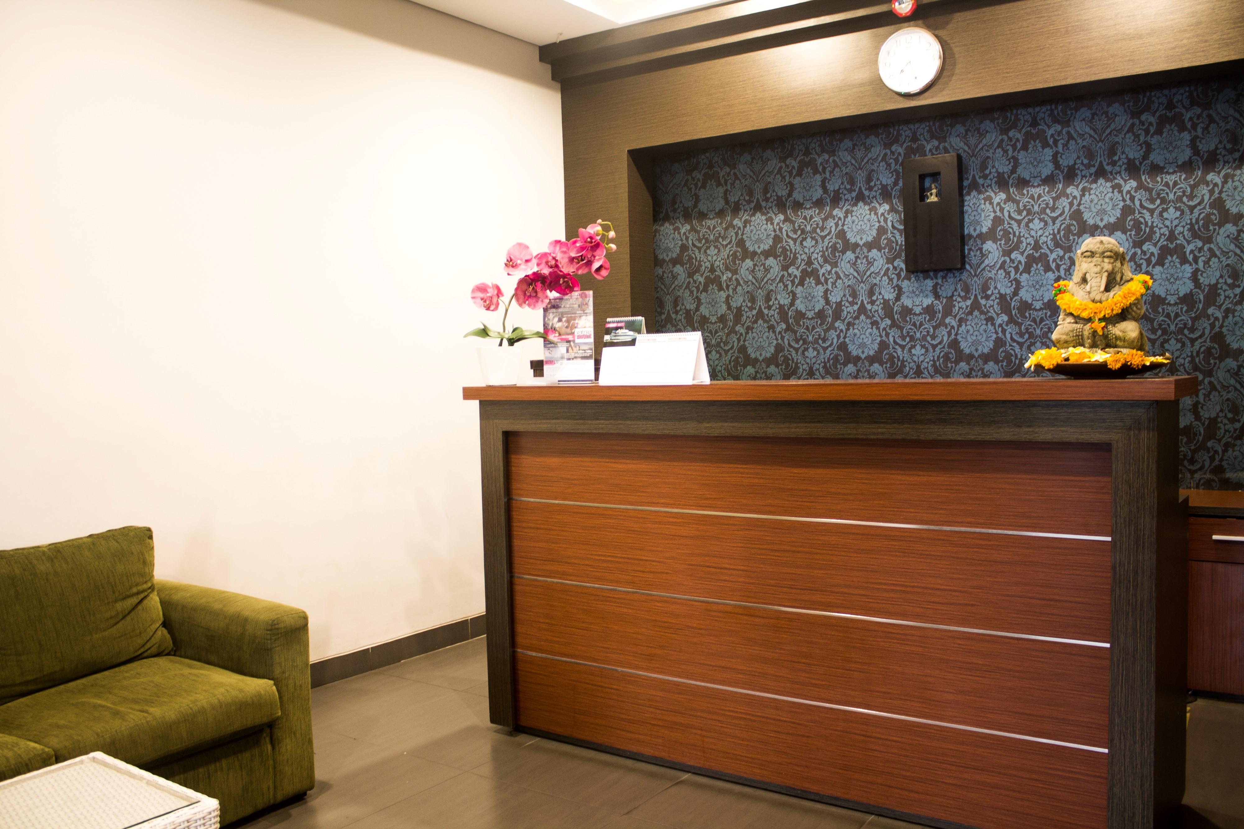 Transera Kamini Legian Hotel Luaran gambar
