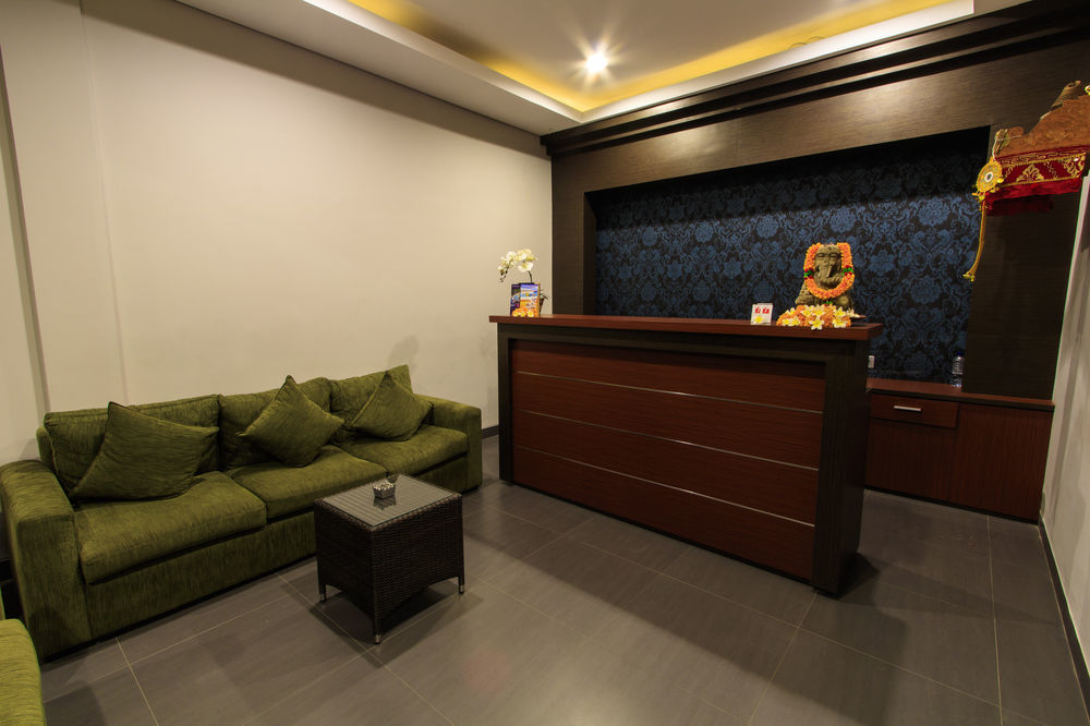 Transera Kamini Legian Hotel Luaran gambar